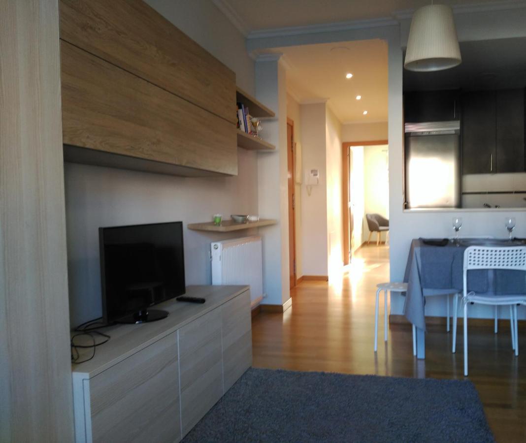 Acogedor Y Moderno Apartamento En 산신소 외부 사진